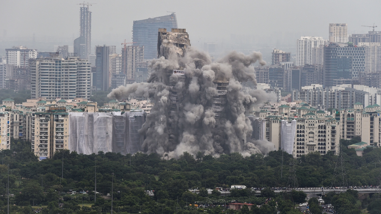 Over 5,000 residents of Emerald Court and ATS Village were told to vacate the premises by 7.30 a.m. They will be allowed to return only after safety clearance from the officials is obtained. Credit: AFP Photo
