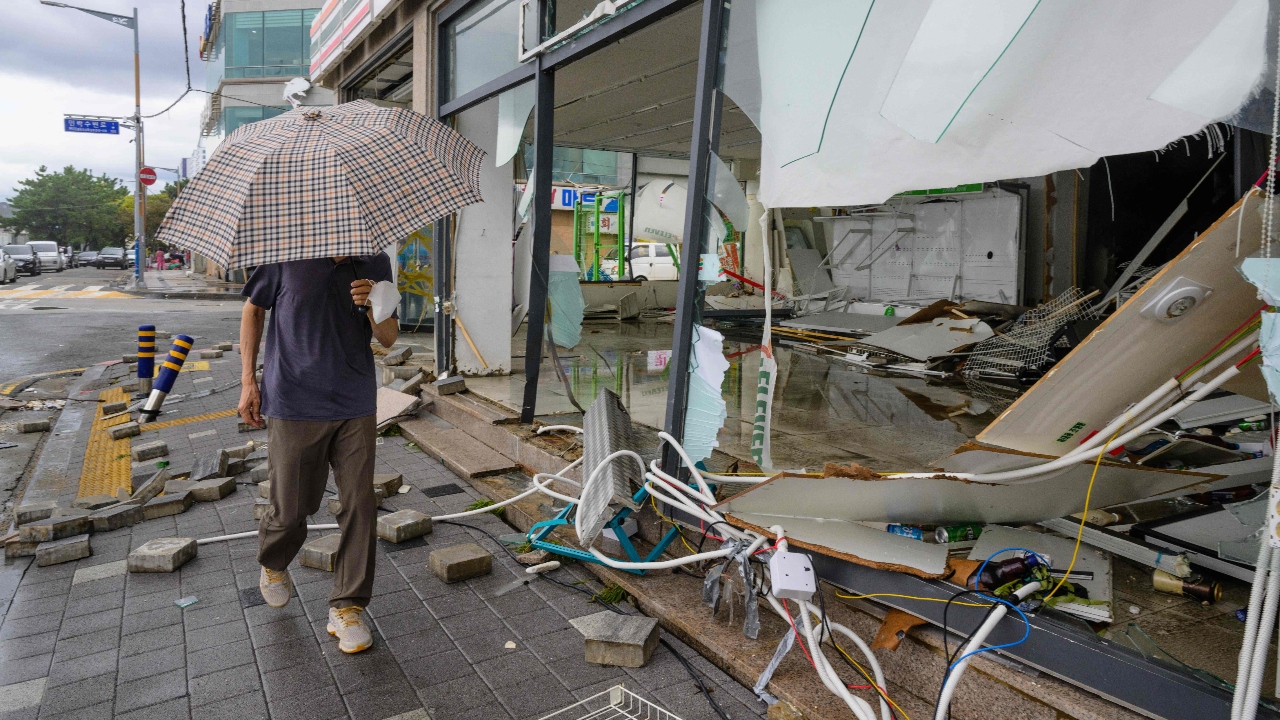 More than 60,000 households nationwide lost power because of the typhoon. Credit: AFP Photo