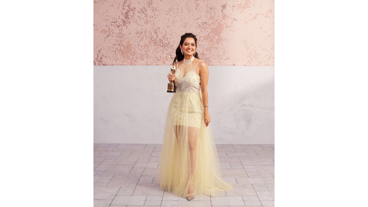 Best Actress in a Leading Role (Kannada) - Ashika Ranganath for 'Madhagaja'. Credit: Twitter/AshikaRanganath
