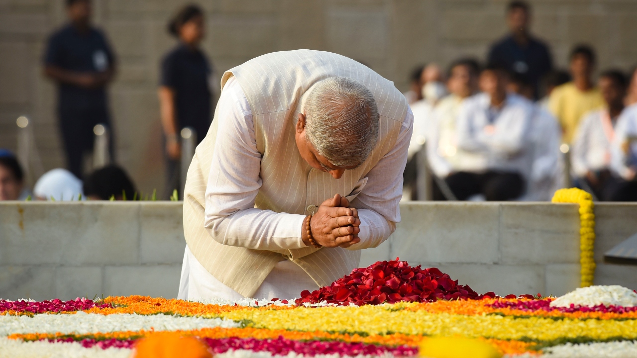 Vice President Jagdeep Dhankhar pays homage to Mahatma Gandhi at Rajghat. Credit: PTI Photo