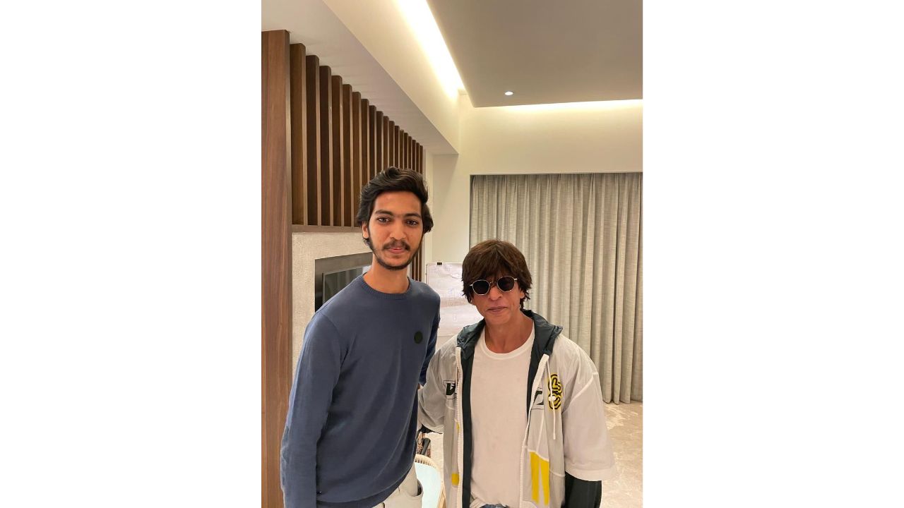 SRK's team had booked two suites for the fans where they were given time to settle and be prepared for the meet. Credit: Special Arrangement