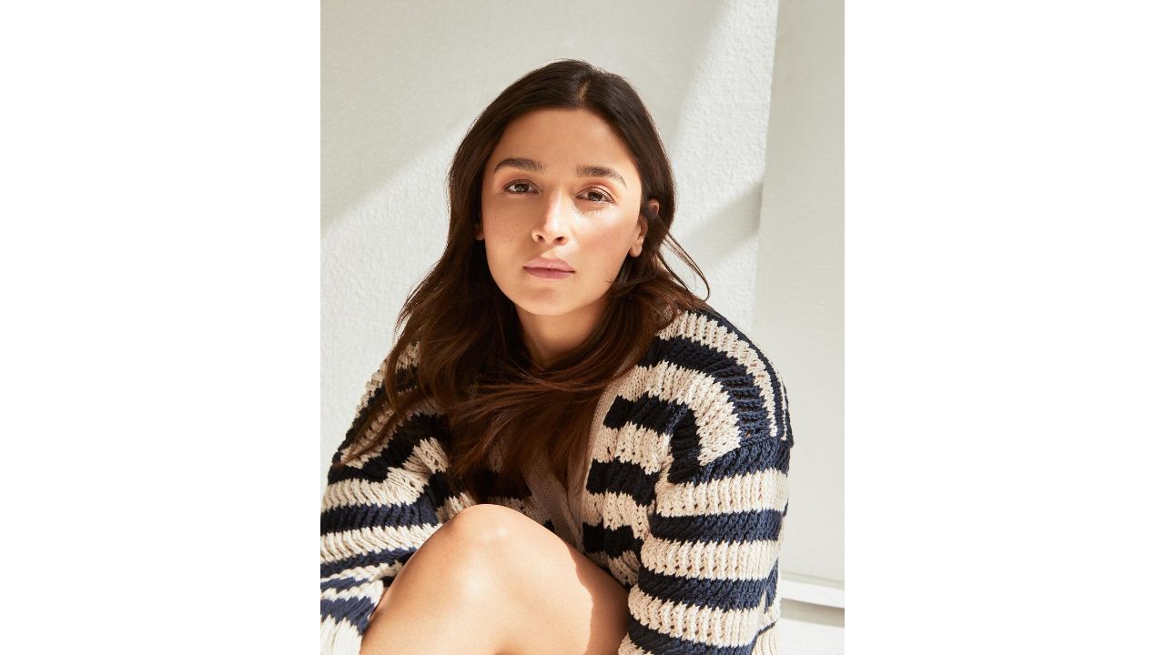 'Brahmastra' actress Alia Bhatt, who also starred in the pan-India magnum opus 'RRR', 'Gangubai Kathiawadi' and 'Darlings' (her debut as a producer), was positioned second place. Credit: Instagram/@aliaabhatt