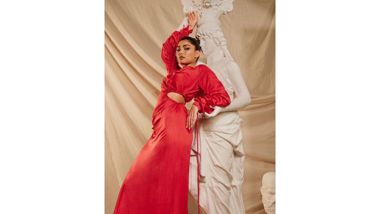 Atul Agnihotri and Alvira's daughter Alizeh Agnihotri is reportedly making her acting debut with national award-winning filmmaker Soumendra Padhi's next film. Credit: Instagram/@alizehagnihotri