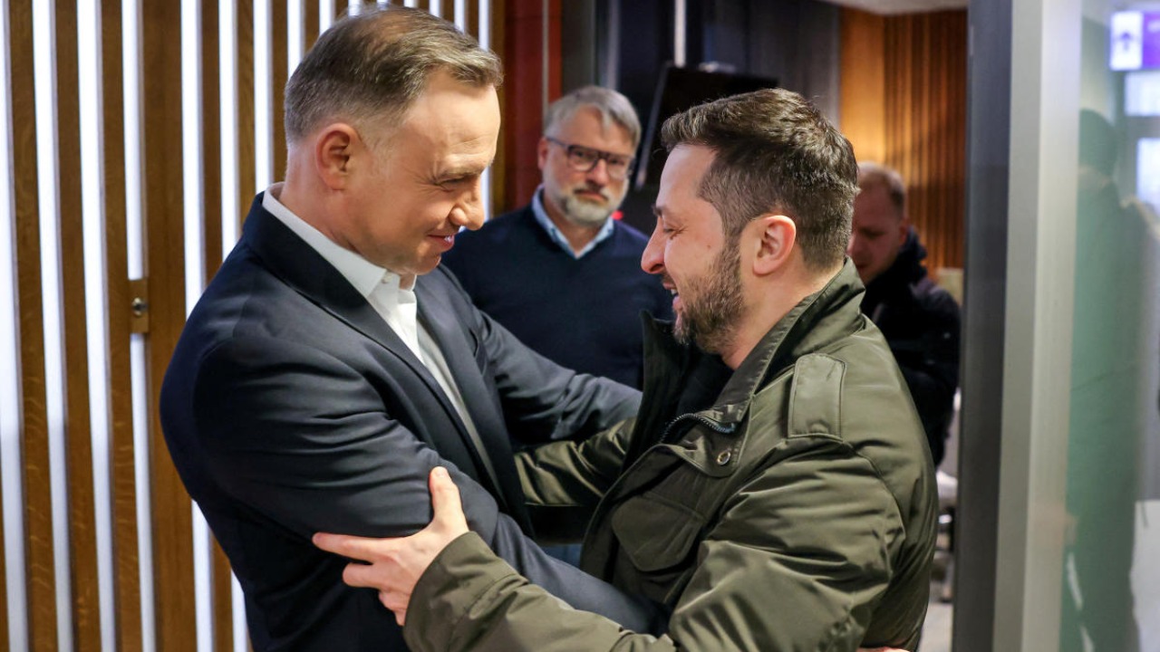 Ukrainian President Volodymyr Zelenskiy and Polish President Andrzej Duda meet after Zelenskiy's visit to Washington, at Rzeszow-Jasionka Airport, Poland. Credit: Reuters photo/Jakub Szymczuk/KPRP/Handout