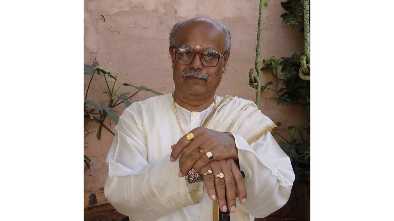 Well-known Kannada theatre and film actor Lohitashwa passed away at a private hospital in Bengaluru on November 9 after a brief illness. Credit: Twitter/@NimmaSadhu