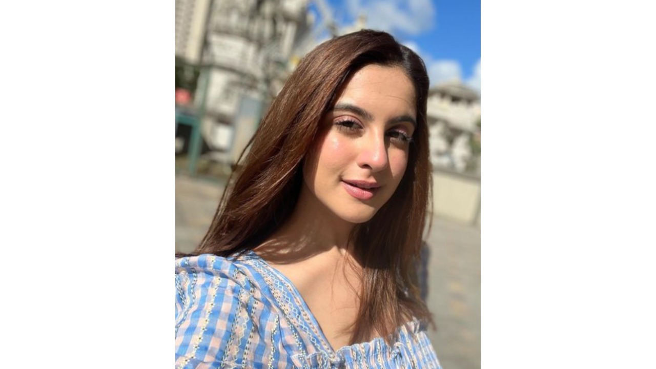 Tunisha Sharma: The 21-year-old actor allegedly committed suicide on the set of the TV serial 'Ali Baba: Dastaan-E-Kabul' in Vasai area of Mumbai. Sharma, who was shooting for 'Ali Baba: Dastaan-E-Kabul' on Saturday, had gone to the washroom on the show's set. When she did not return for a long time, the door was broken down and she was found hanging inside. Credit: Instagram/@_tunisha.sharma_