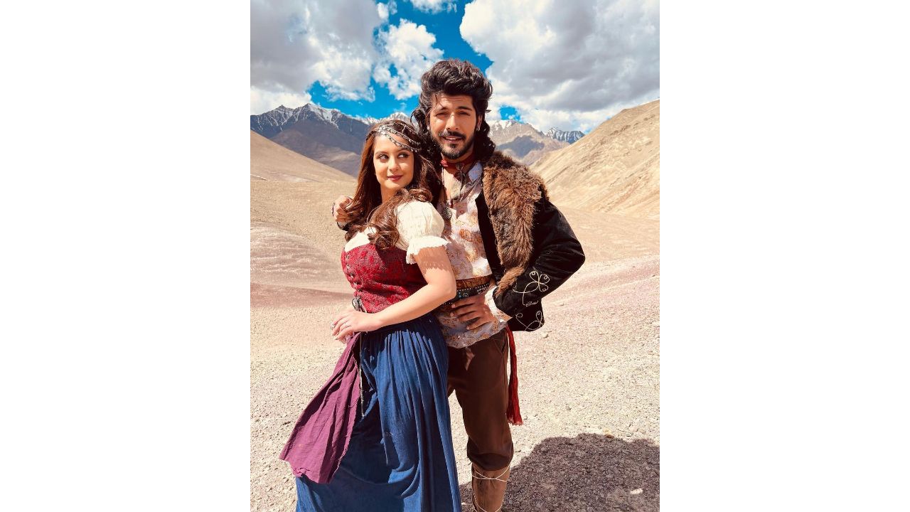 Sheezan became a household name for playing characters like Arjun Priya in 'Tara From Satara' and Raghav in 'Ek Thi Rani Ek Tha Raavan'. Credit: Instagram/@sheezan9