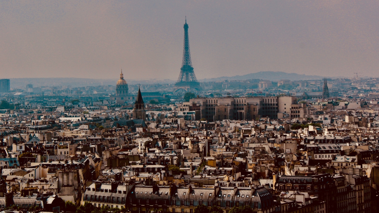 Paris which is regarded as the world's most romantic city and a heaven for foodies and fashion lovers has topped the list of World's most powerful tourist cities. Credit: Chris Molloy/Pexels