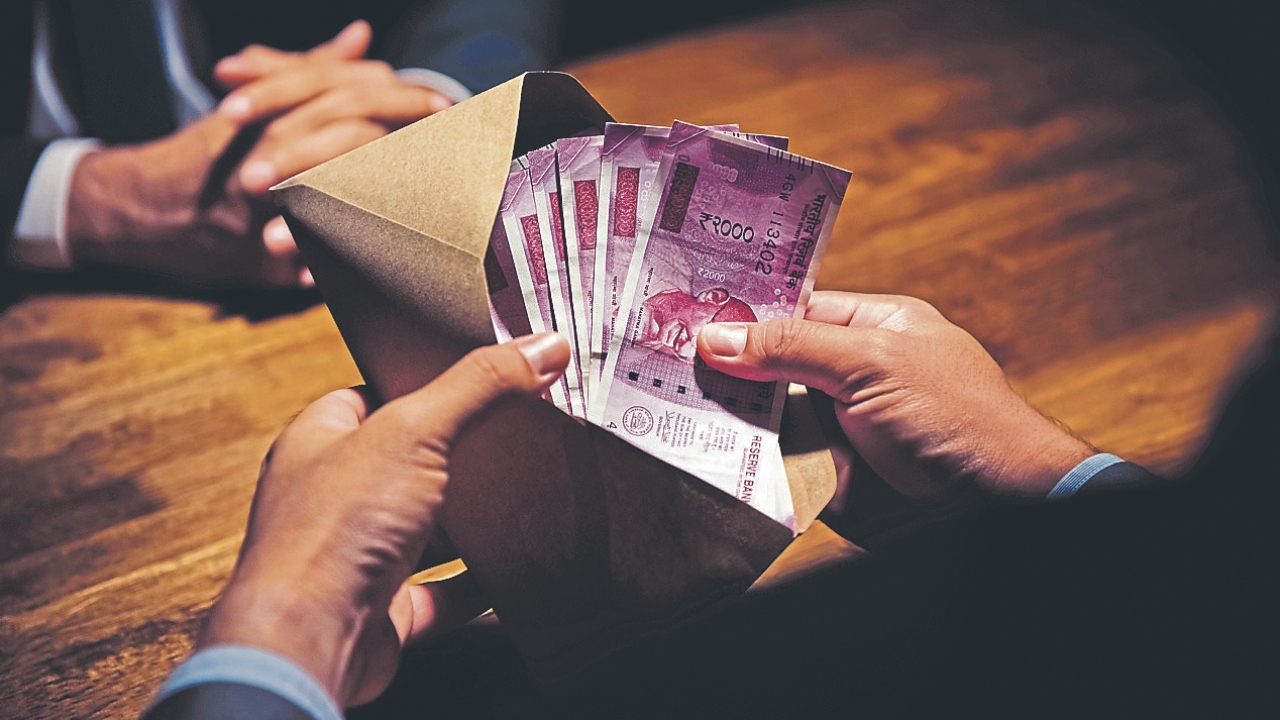 Tax Slab Change: The tax slab for salaried individuals of Rs 2.5 lakh remains unchanged since FY 2014-15 and it is expected that the limit might be re-evaluated. Credit: Getty Images
