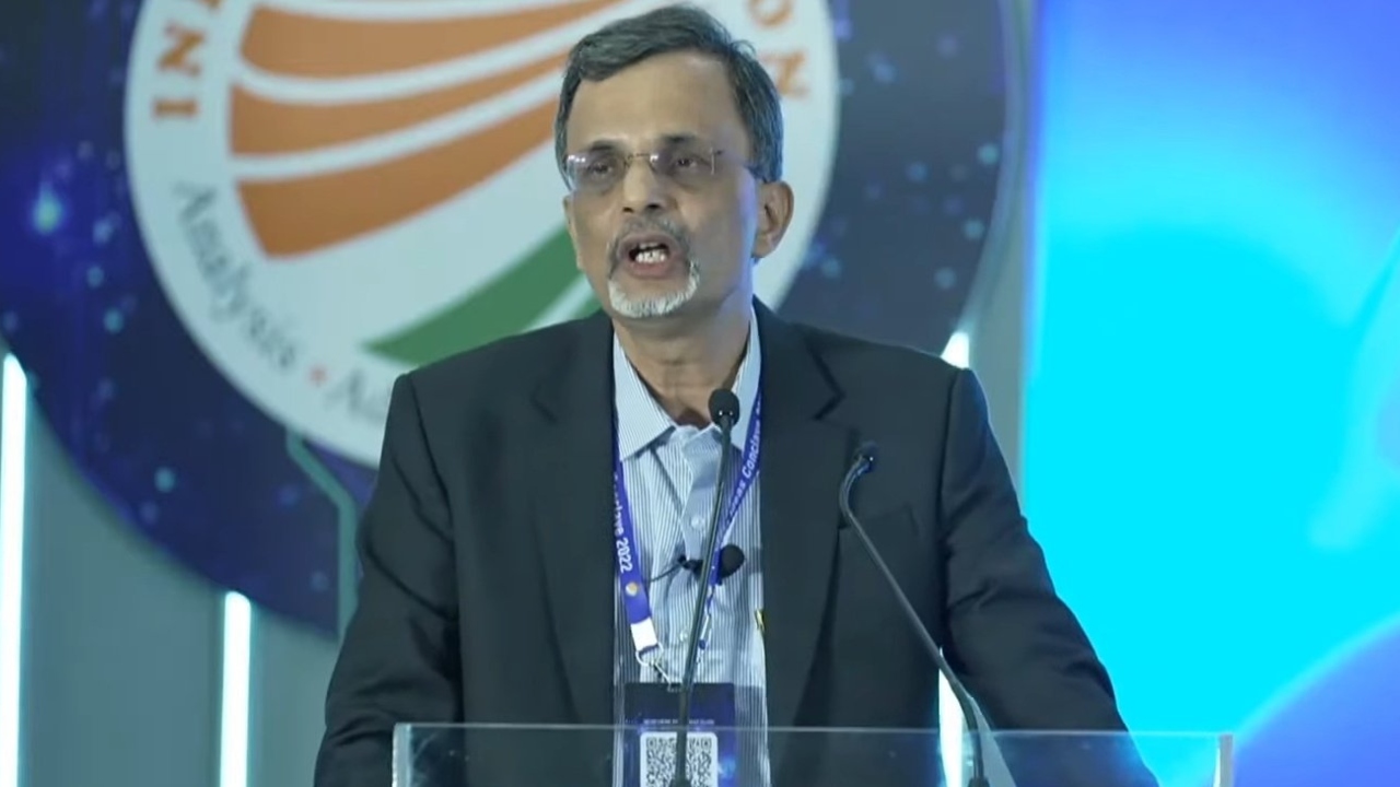 V Anantha Nageshwaran: Chief Economic Advisor V Aanatha Nageshwaran was appointed the Chief Economic Advisor on January 28, 2022. An alumnus of IIM Ahmedabad and the University of Massachusetts, he had been in academia, holding several designation such as that of an author, writer, teacher, and consultant. Between 2019-2021 he was also a part-time member of the Economic Advisory Council to the Prime Minister of India. Credit: Twitter/@indfoundation