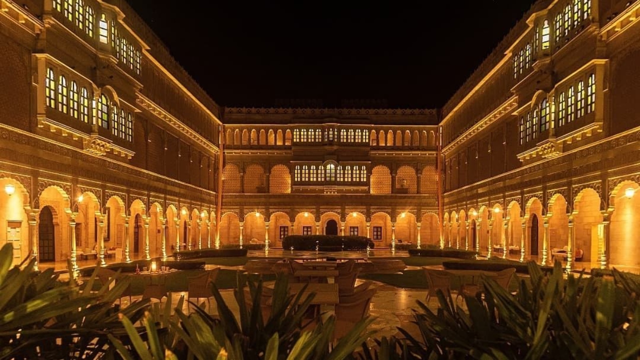 Reportedly, around 120 guests will attend Sid-Kiara's wedding. Credit: Instagram/@suryagarh