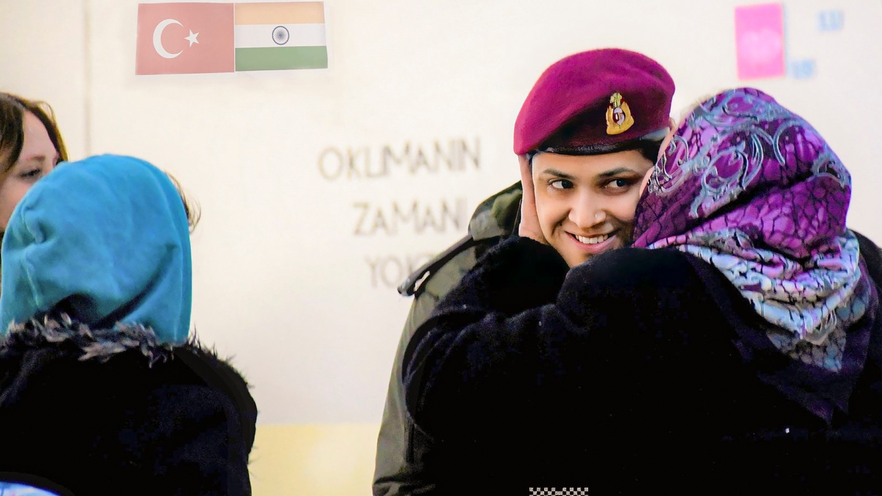 A Turkey citizen kisses an Indian Army personnel during rescue and relief operations in earthquake-hit Turkey. Credit: Twitter/@adgpi