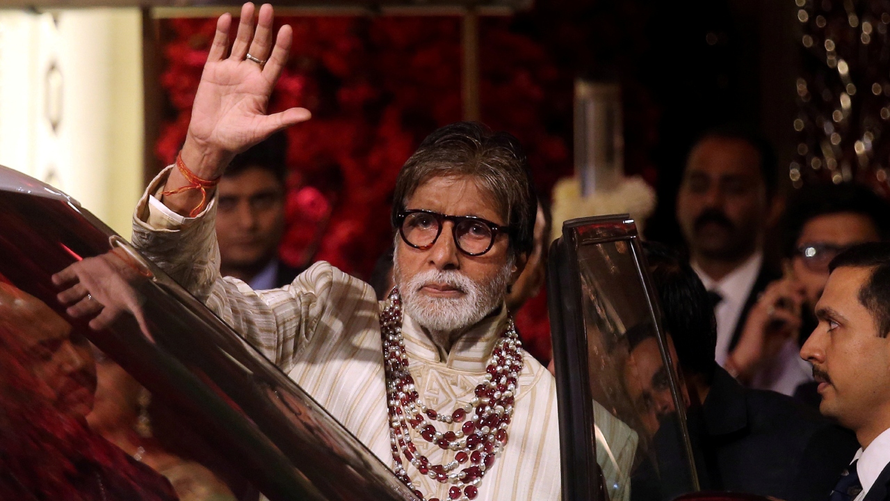 Amitabh Bachchan set a Guinness World record by becoming the only star to sing the devotional 'Shri Hanuman Chalisa' composed by Shekhar Ravjiani. Credit: Reuters Photo
