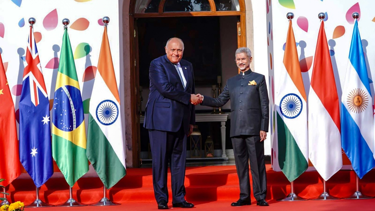 External Affairs Minister S Jaishankar welcomes Egyptian Foreign Minister Sameh Shoukry as the latter arrives to attend the G20 Foreign Ministers' Meeting, at RBCC in New Delhi. Credit: PTI Photo