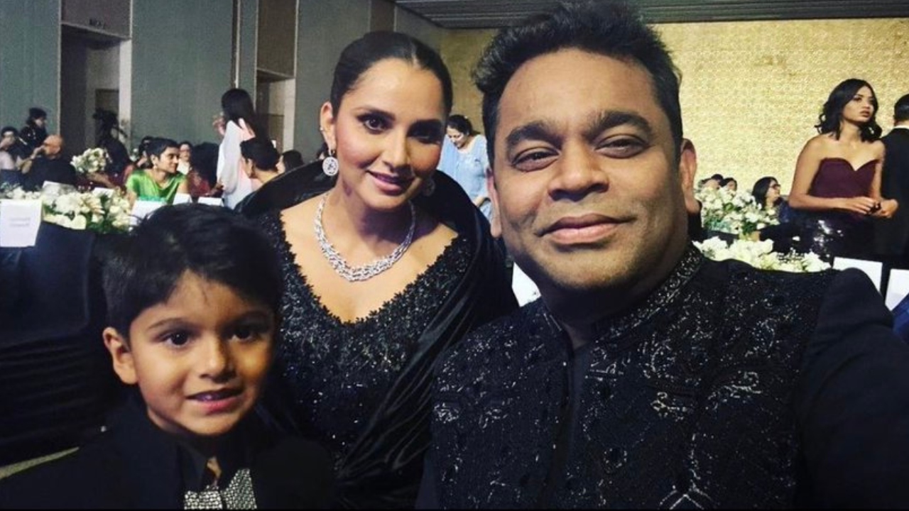 Sania and her son pose for a selfie with A R Rahman. Credit: Twitter/@arrahman