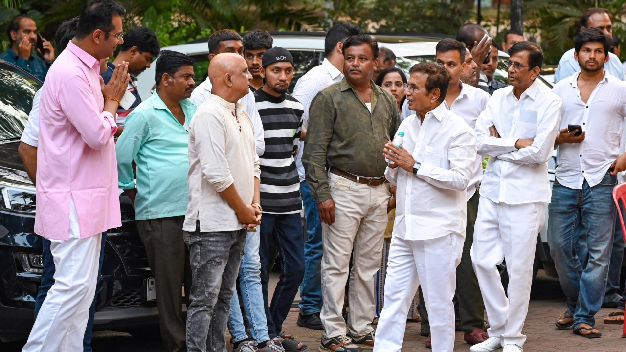 Filmmaker duo Abbas and Mustan attend Satish Kaushik's funeral in Mumbai. Credit: PTI Photo