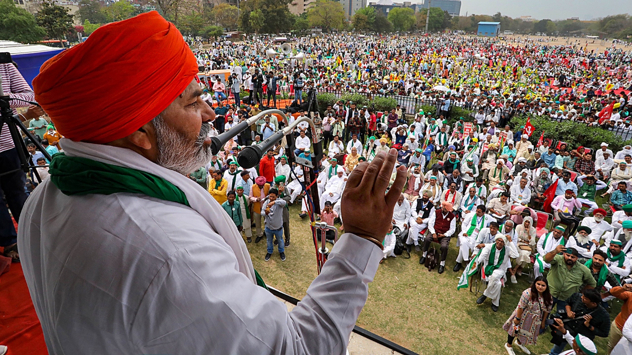 Bharatiya Kisan Union (BKU) leader Rakesh Tikait addresses during the Kisan Mahapanchayat, organised by Samyukt Kisan Morcha (SKM) at Ramlila Maidan in New Delhi. Credit: PTI Photo