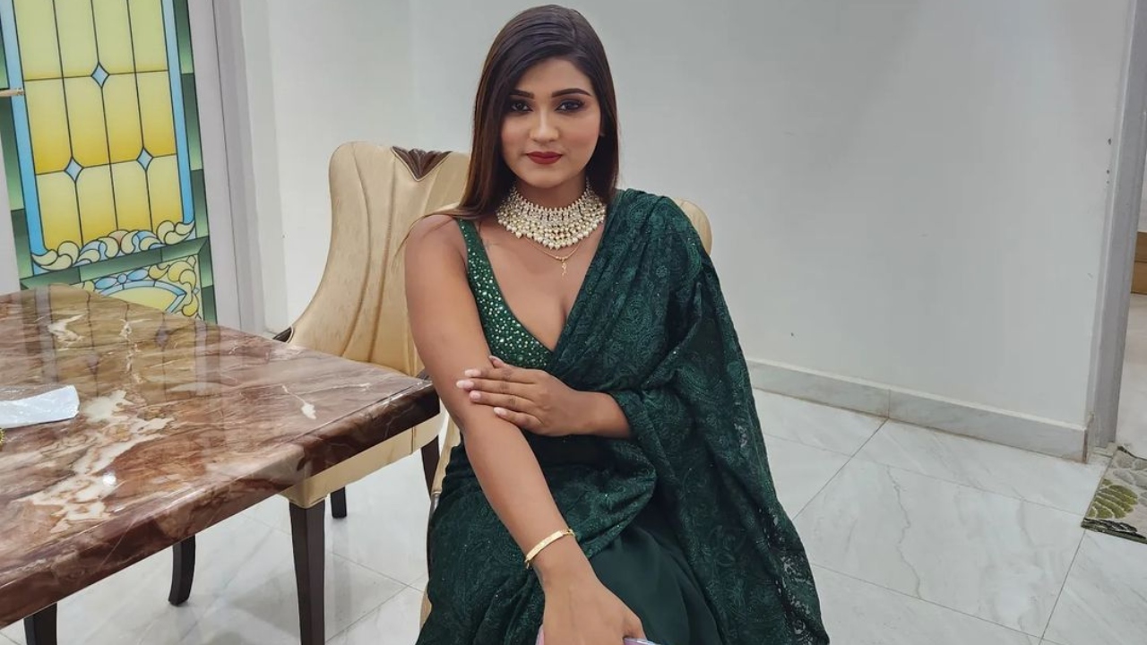 While her family wanted her to become an IPS officer, Akansha was more inclined towards acting. After completing her higher education she followed her passion and starting working at the age of 16-17. Credit: Instagram/@akankshadubey_official