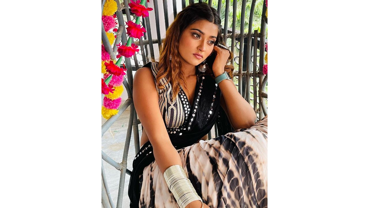 Reportedly, Akansha was one of the highest paid female celebrity in Bhojpuri industry. Credit: Instagram/@akankshadubey_official