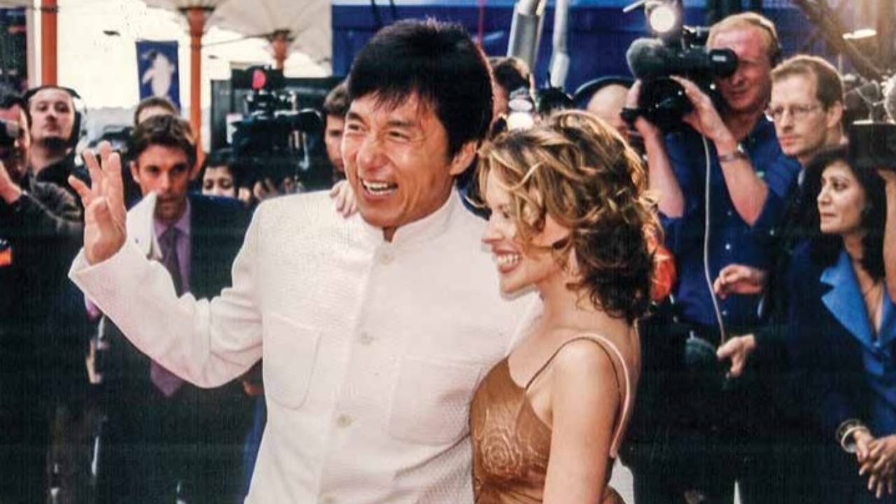 International Indian Film Academy (IIFA) invited a string of Hollywood superstars when they hosted the event for the very first time in 2000. Celebs like Jackie Chan, Angelina Jolie, Kylie Minogue, Finley Quaye, Miranda Richardson, Sussanah York and others graced the show, held at the Millenium Dome in London. Chan was felicitated with the 'IIFA Special Award for Global Impact'. Credit: IIFA