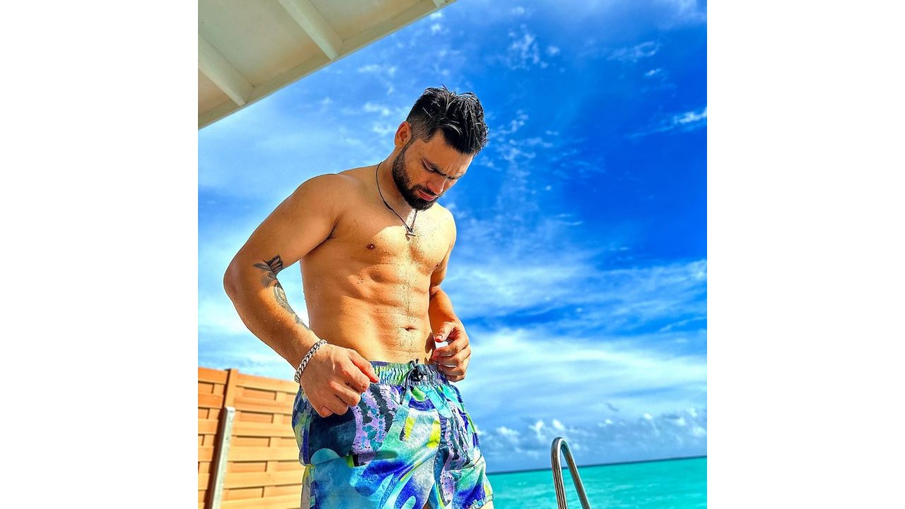 These pictures from his vacation went viral on social media with his fans adn supporters lauding his effort and rise. Credit: Instagram/@rinkukumar12