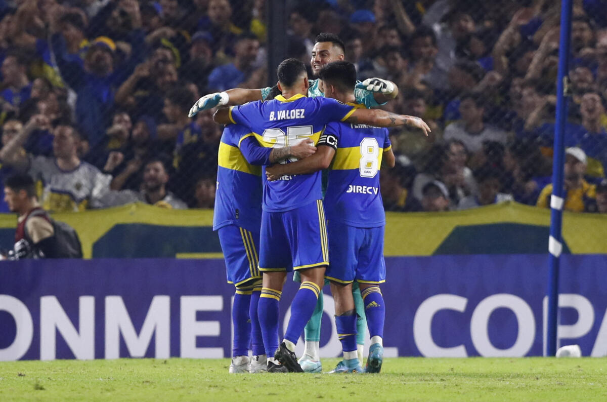 Boca Juniors players celebrate after win vs Colo Colo. Credit: Reuters Photo