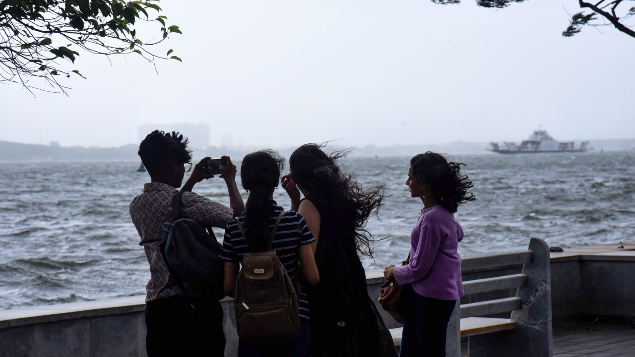 Meanwhile, a yellow alert has been issued in the districts of Thiruvananthapuram, Kollam, Pathanamthitta, Alappuzha, Kottayam, Ernakulam, Idukki, Malappuram and and Kannur. Credit: PTI Photo