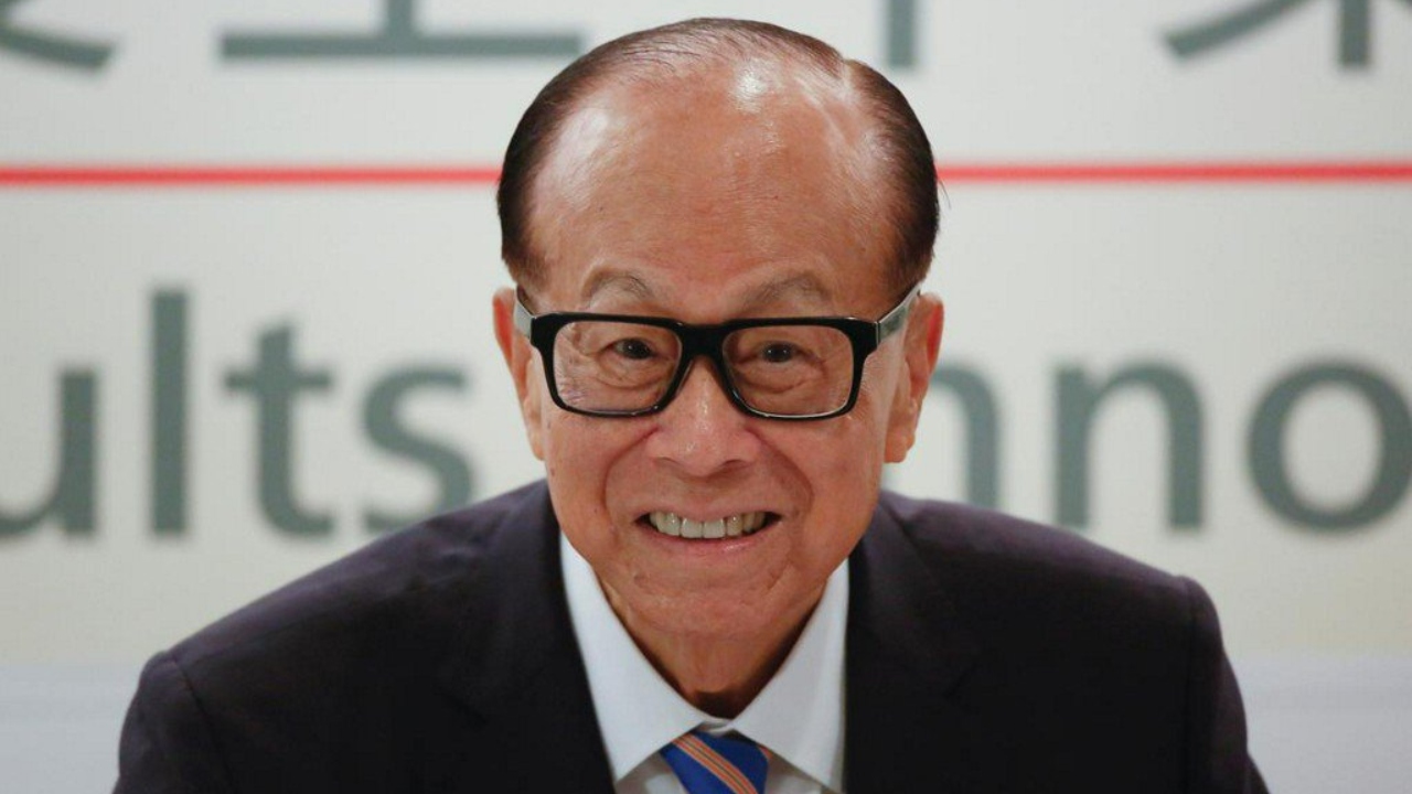 Hong Kong billionaire business magnate, Li Ka-shing ranks sixth on the list with an estimated net wealth of US$38.0 billion. Credit: Twitter/@Reuters