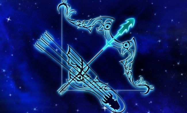 SAGITTARIUS: (Nov 23 - Dec 22): Trust your gut feeling and avoid being overly rational. You may be involved in a deceptive situation and all may not be as it seems, but success is eventually yours. Secretive or clandestine relationships, if you are having one –  could have a happy ending! Colour: Gold, Number: 4