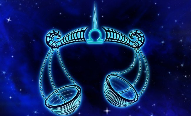 LIBRA: (Sept 24 - Oct 23): A day of hyperactivity. It is wise to keep your counsel, and not get involved in arguments. A period of vindication when you will reap the just rewards of what you have so painstakingly sown in the past. Colour: Sea-green, Number: 7