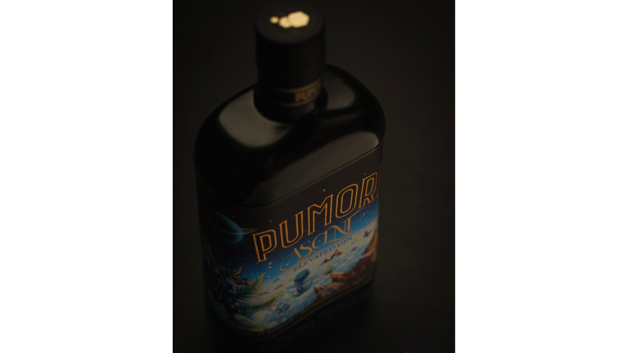 A bottle of Pumori Ascent Barrel Aged Gin. Credit: Pumori Ascent