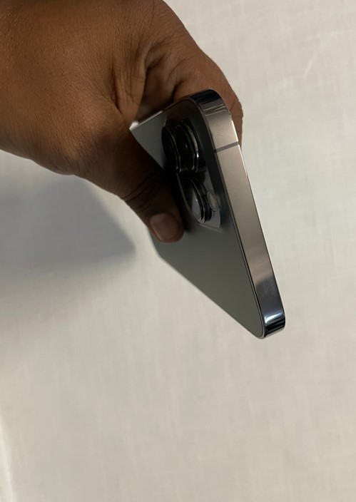 Apple iPhone 13 Pro Max. Credit: DH Photo/KVN Rohit