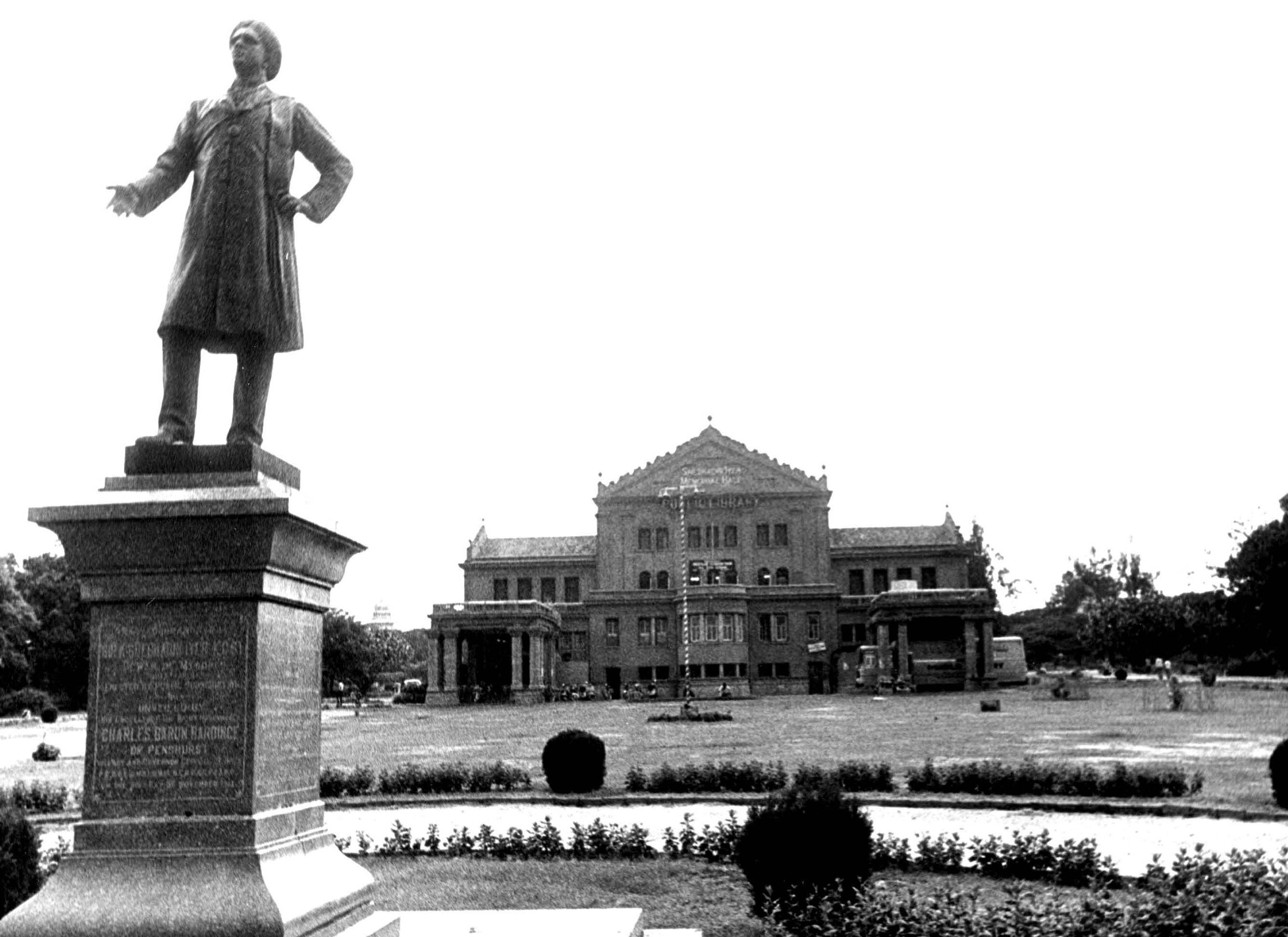 The State Central Library housed in Sheshadri Iyer Memorial Hall at Cubbon Park, established in 1915. DH/PV archive photo