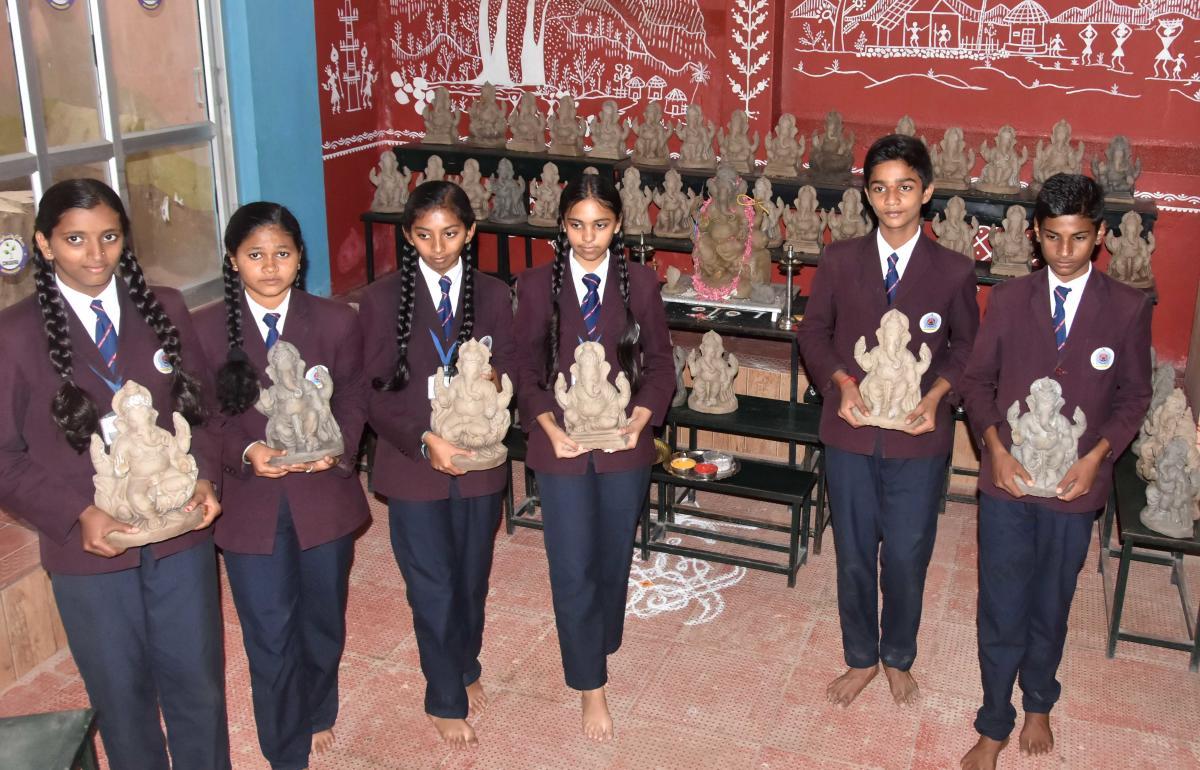 Clay Ganesha idol, Shivamogga