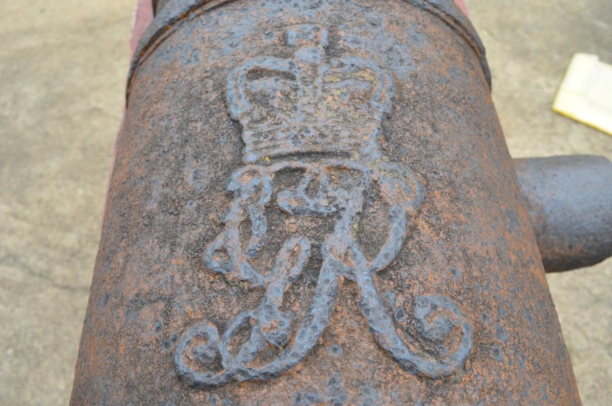 GR3 denotes Georgius Rexus 3, the Latin name for King George III of England during whose reign (1760 to 1820) this cannon was made.