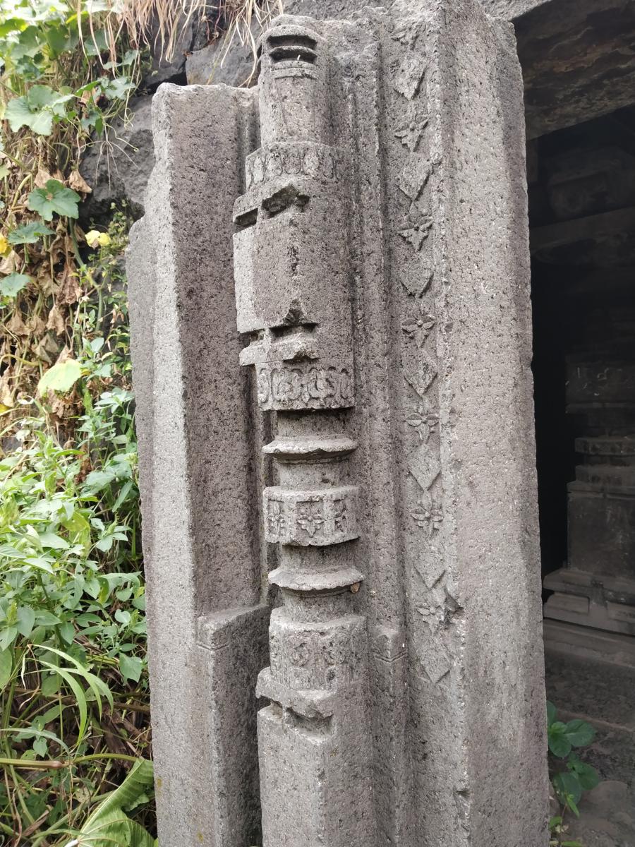 door jamb-Hannikeri