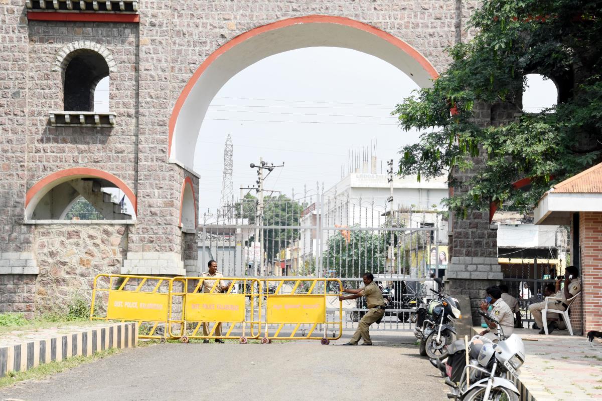 Security was tightened at Gulbarga university in the wake of the scheduled talk by Kannaiah Kumar (inset) on Tuesday. DH Photo