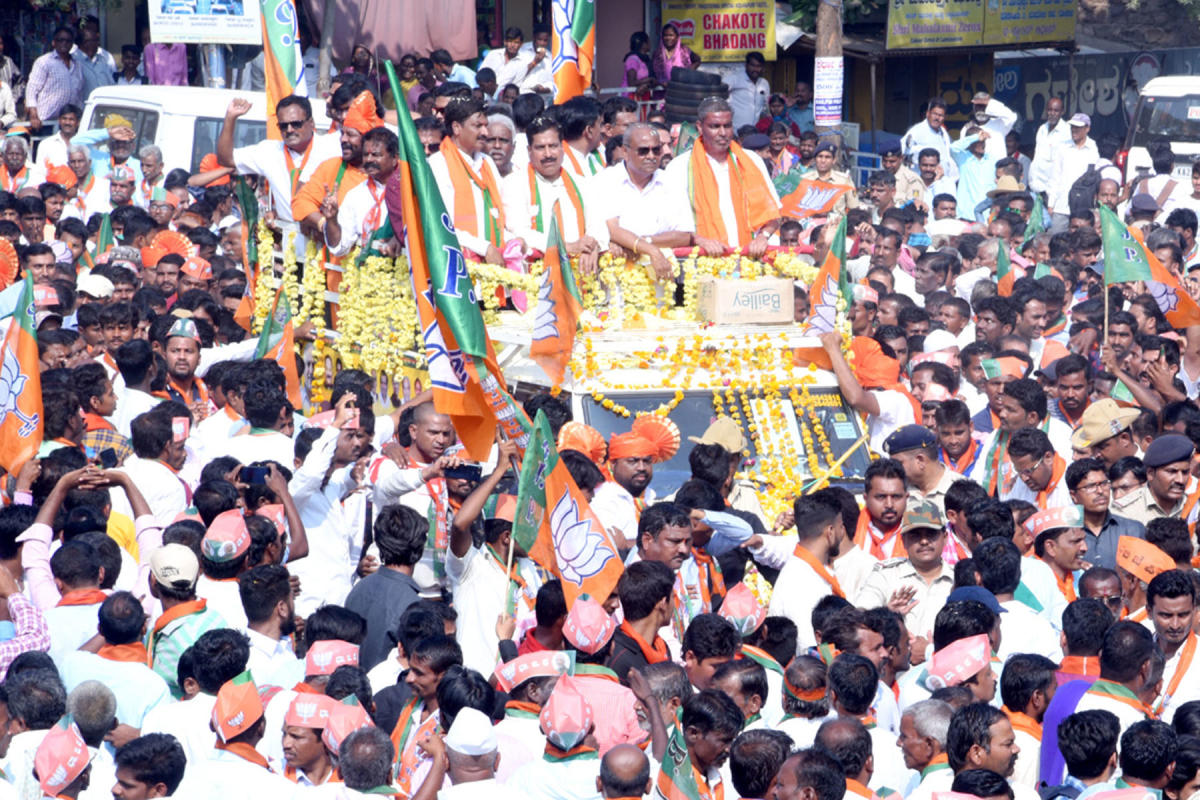 Gokak BJP candidate Ramesh Jarkiholi, accompanied Union Minister Suresh Angadi BJP MLAs Umesh Katti, Balachandra Jarkiholi, hold a road show in Gokak on Monday.