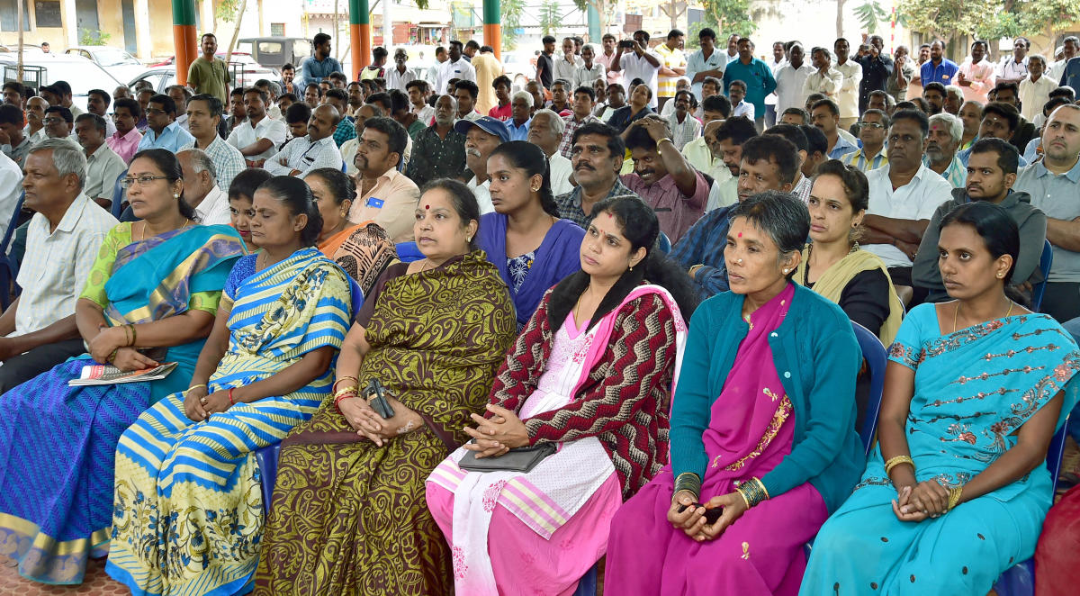 Local residents at the event. DH PHOTO/RANJU P