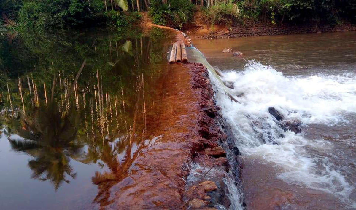 Kattas, traditional water conservation structures, in Yethadka, Kasargod district and Naravi, Dakshina Kannada district. Photo credit: Shree Padre, Chandrashekhar Yethadka 