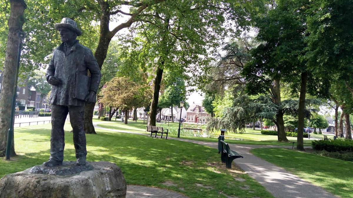 Vincnet Van Gogh’s sculpture in Nuenen