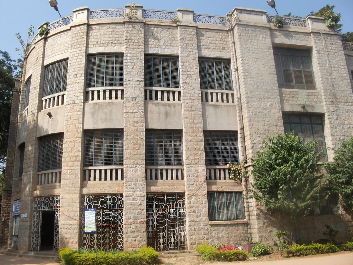 Bangalore University. Photos by author