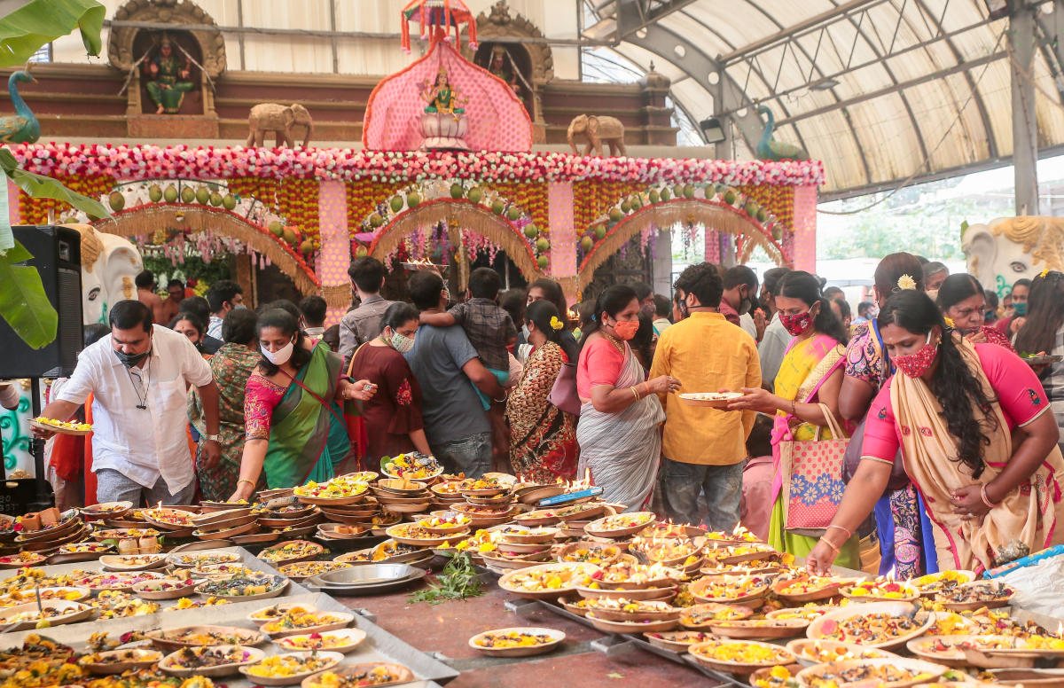 Vijayadashami celebrations at Banashankari Temple. DH PHOTO/M S MANJUNATH