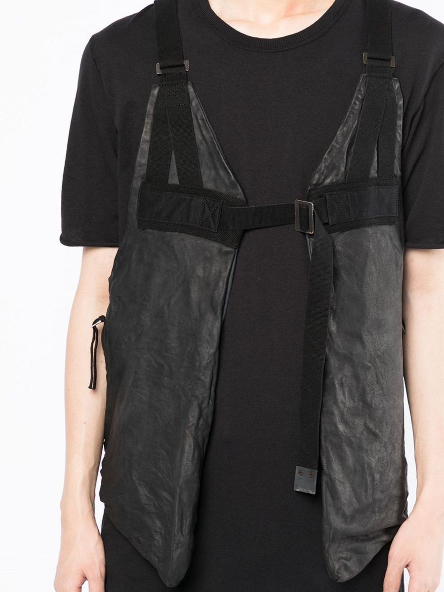 Price:Rs 2.68 lakhfarfetch.com