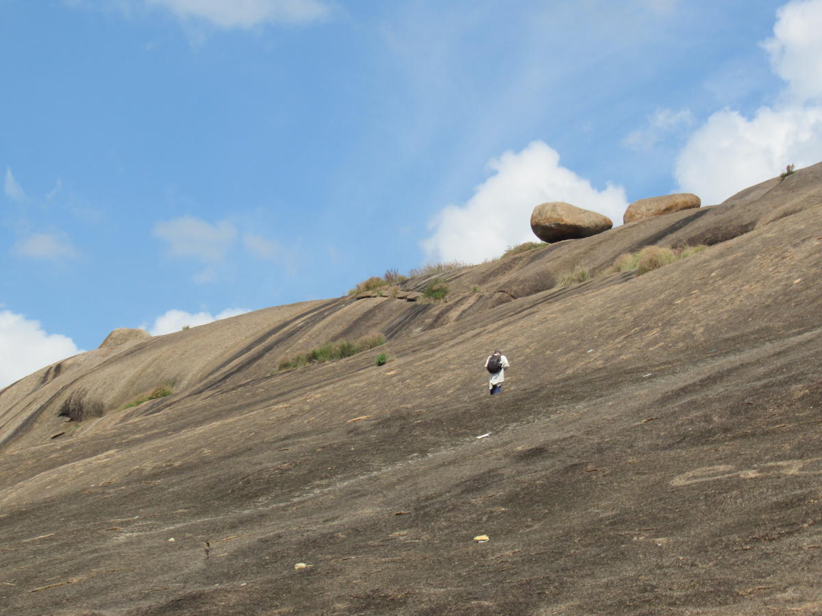 Views from the Mandaragiri hills.