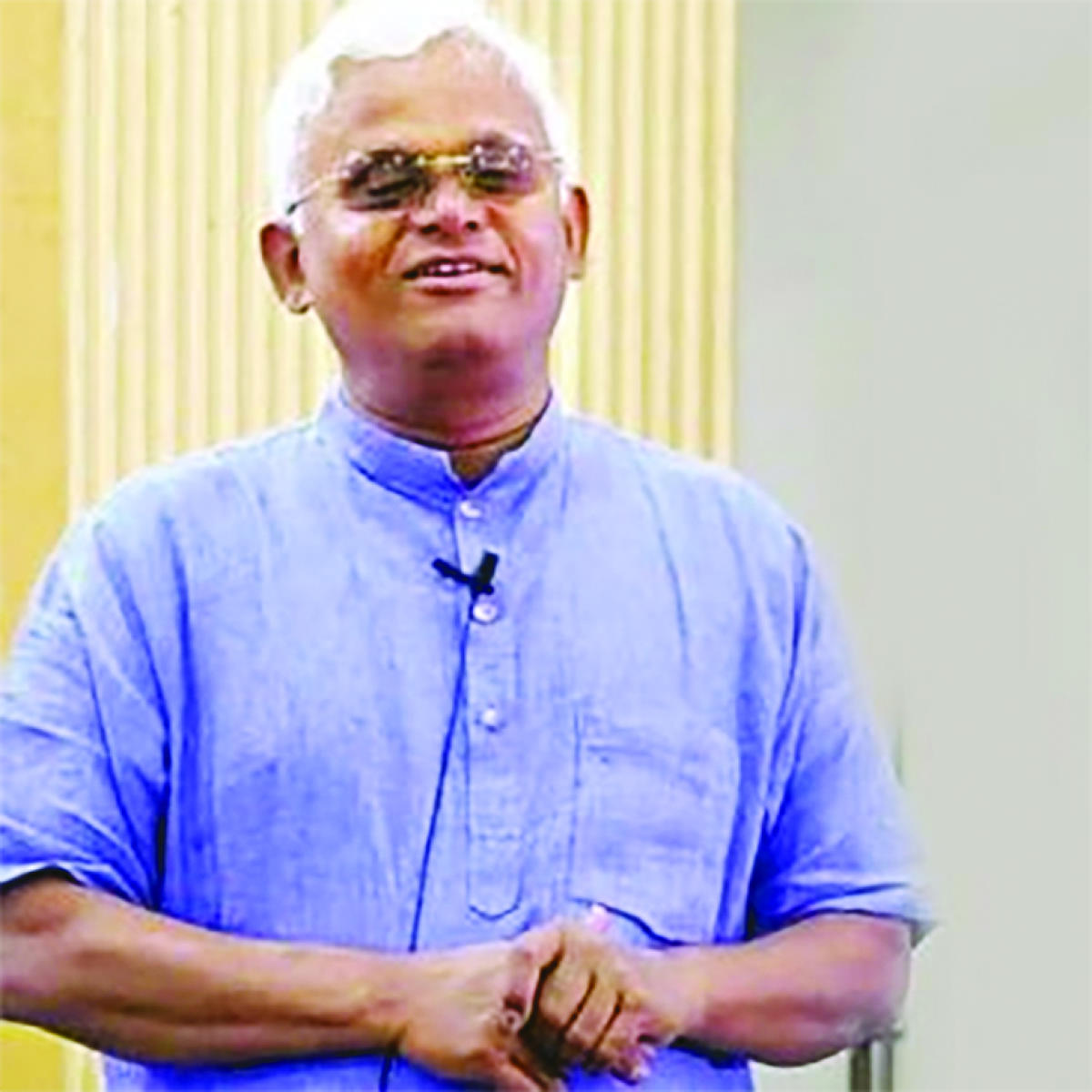 Dr Khadar Valli