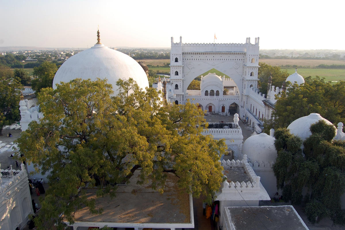 Arial view of the Gesudaraz Dargah complex.
