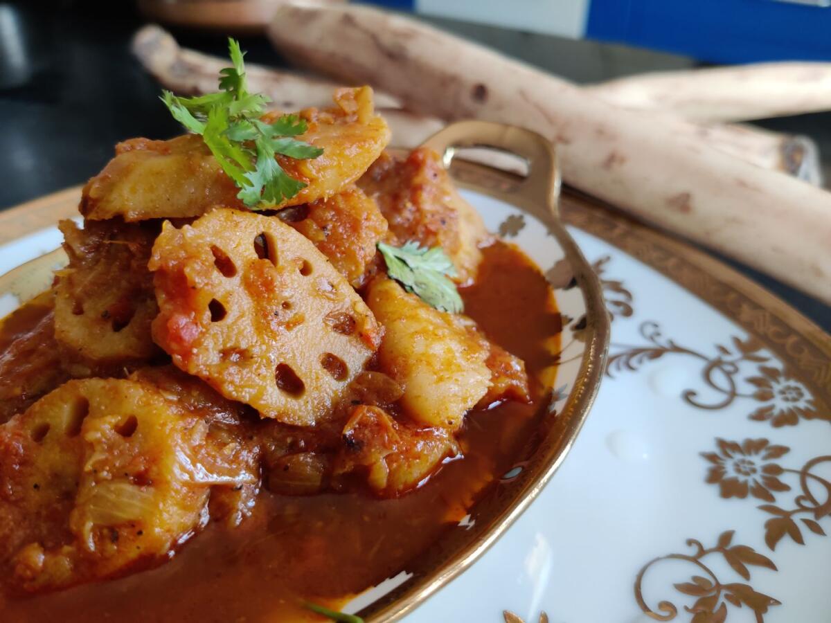 Bhee-Alu (Lotus stem with potato). PHOTO COURTESY KHUSHBOO NAGPAL