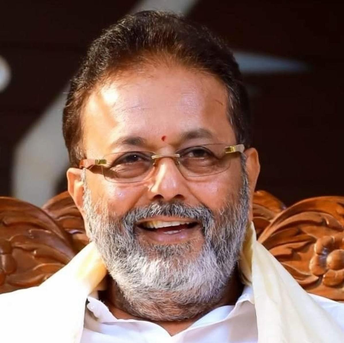 N Chaluvarayaswamy