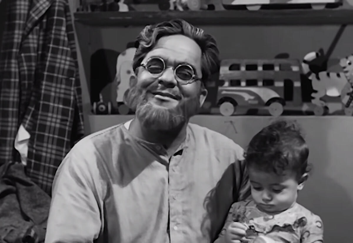 Manmohan Krishna in the song ‘Tu Hindu banega na Musalman banega’ from ‘Dhool Ka Phool’.